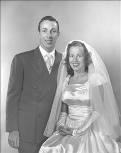 dad-mom 1950.jpg